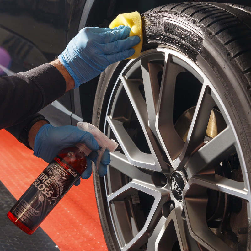 nero gomme dettaglioauto